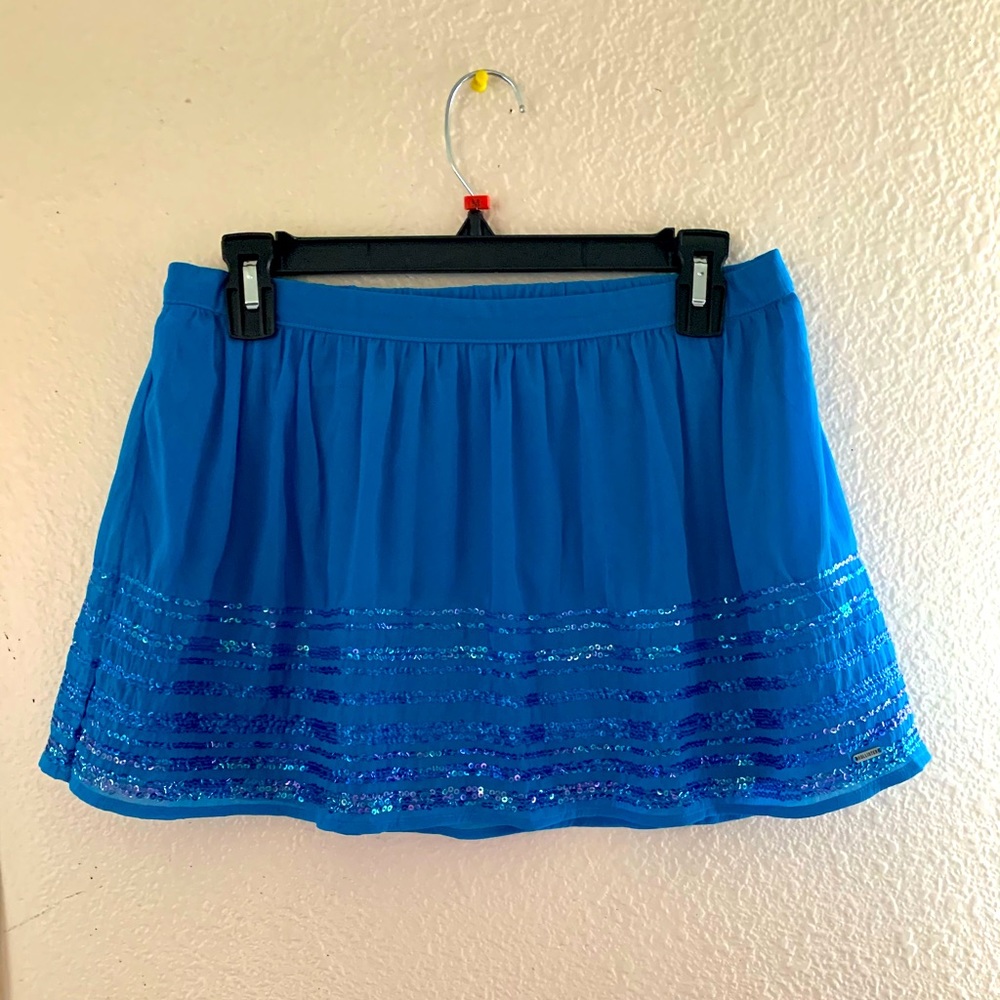 Hollister Co. flowy loose mini skirt